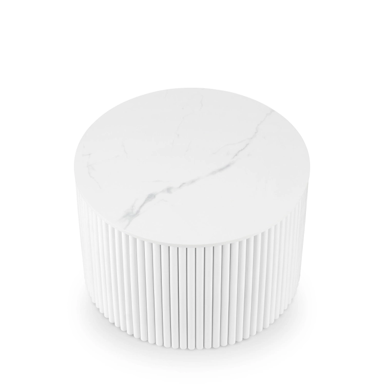mesa moderna en blanco con base acanalada y tapa de piedra