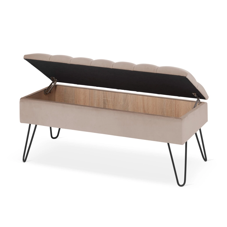 Elegante puf con espacio de almacenamiento y patas de apoyo