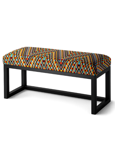 Gepolsterte Industriebank auf einem Metallgestell