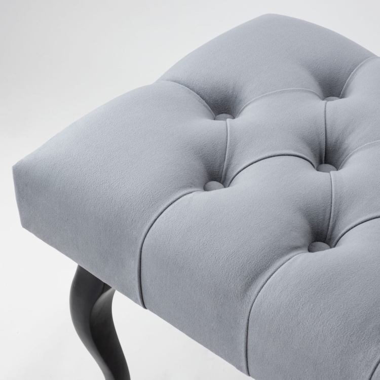 Banco acolchado en gris